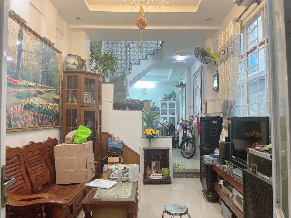 Nhà đẹp 20m ra Nguyễn Thị Thập, Tân Phú Quận 7 - Giá rẻ