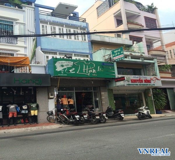 Gom tiền đi nước ngoài cần bán nhanh MT đường Nguyễn Giản Thanh , P15, Quận 10.