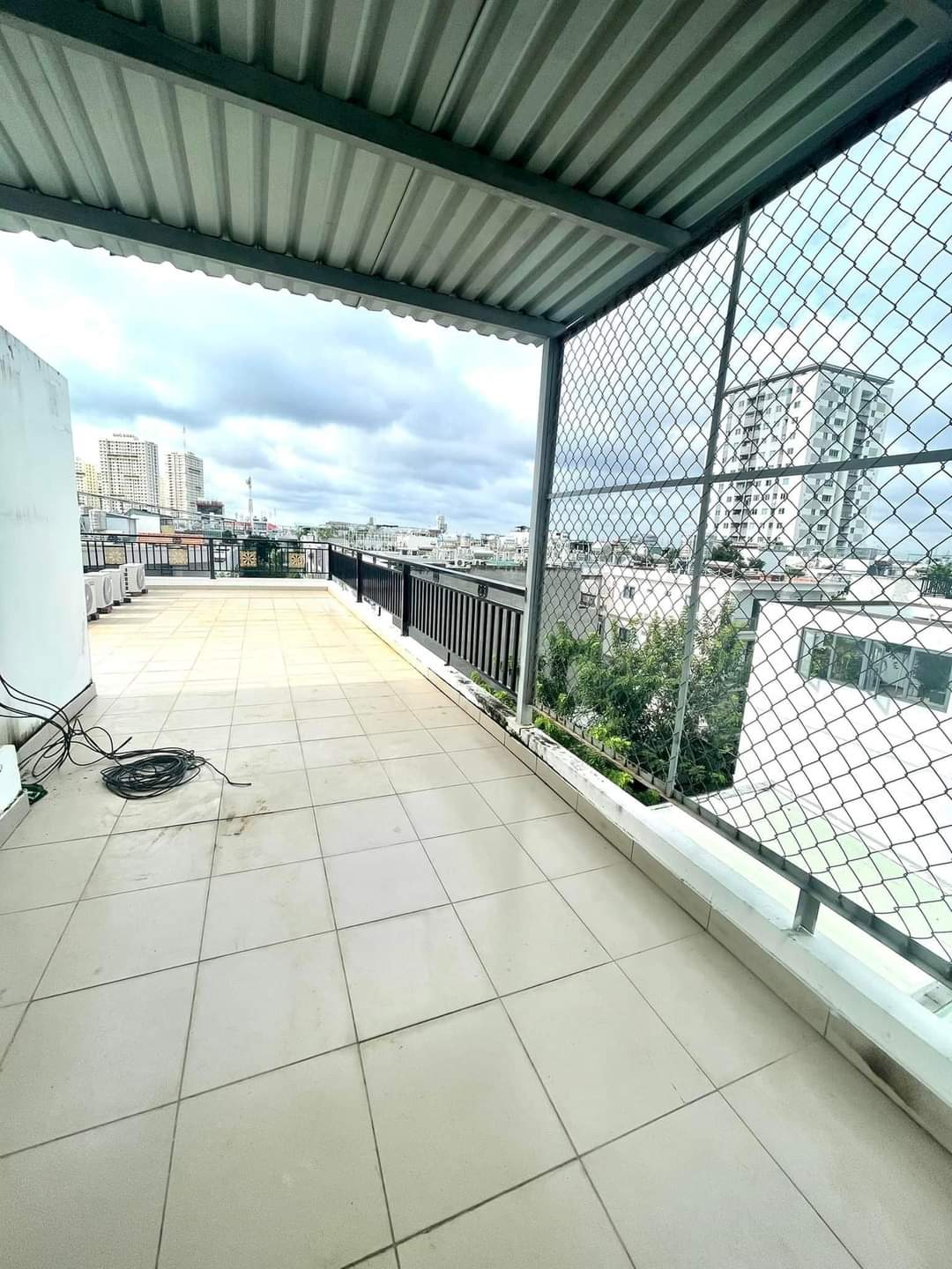 CĂN HỘ DỊCH VỤ MẶT TIỀN ĐƯỜNG SỐ PHẠM HỮU LẦU PHÚ MỸ QUẬN 7 - NHÀ MỚI CÓ THANG MÁY - NỘI THẤT CAO