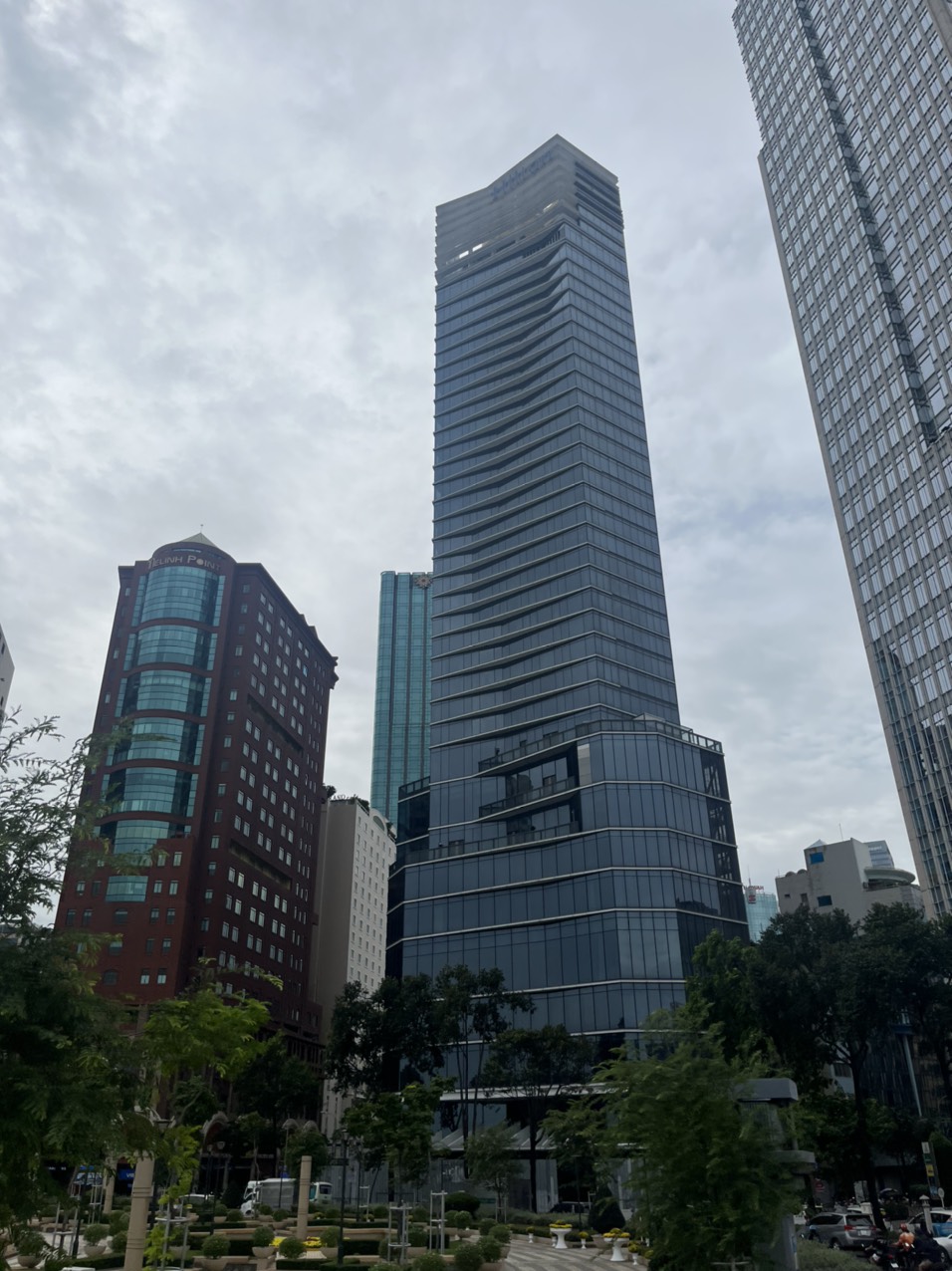 Bán tòa nhà 8 tầng khu Cư Xá Đô Thành - đường Nguyễn Đình Chiểu, Q. 3, 12 x 28m, giá 79 tỷ