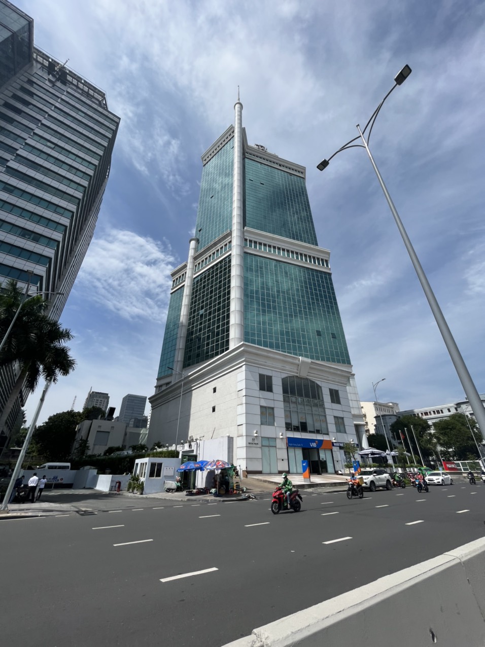 Bán tòa nhà 8 tầng khu Cư Xá Đô Thành - đường Nguyễn Đình Chiểu, Q. 3, 12 x 28m, giá 79 tỷ
