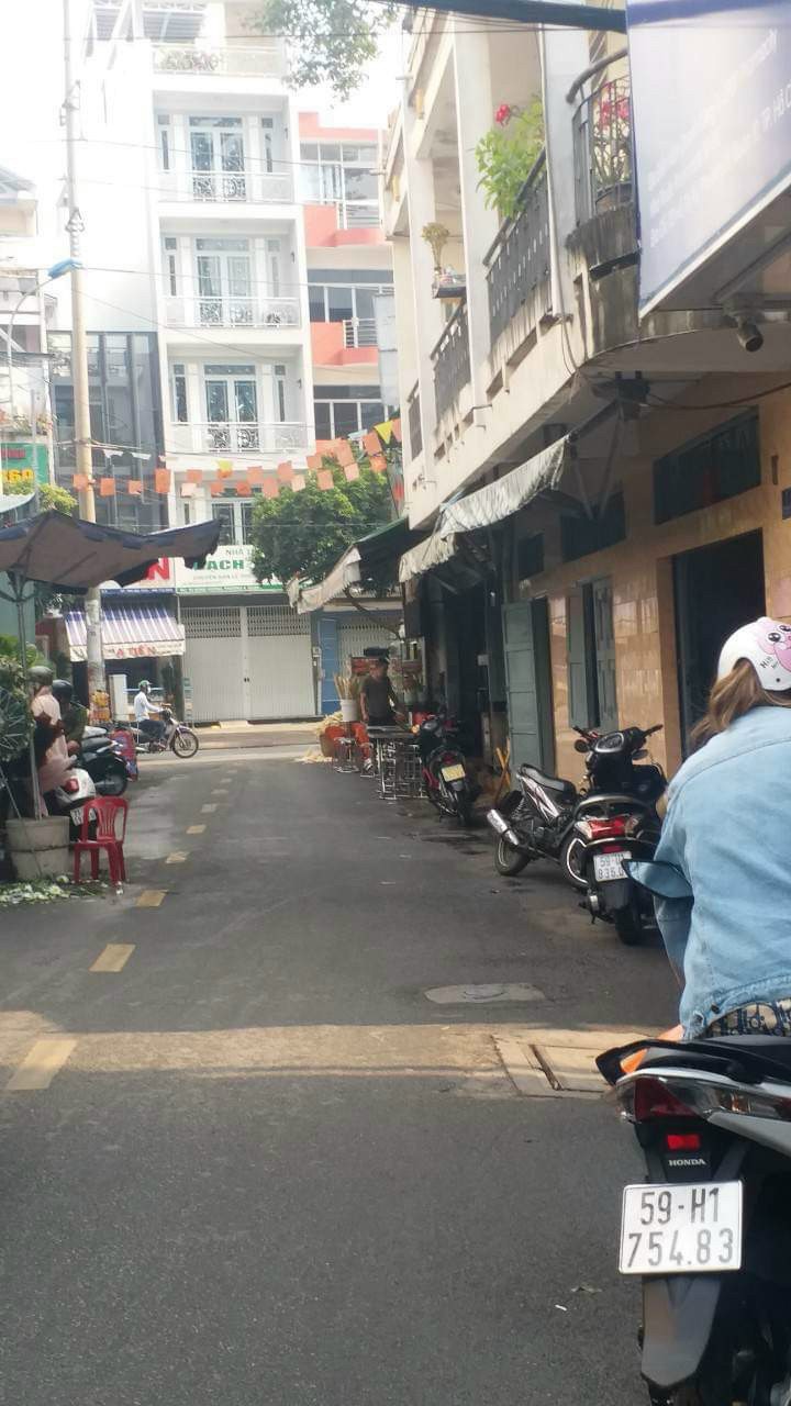 🏠🏠  Cần bán gấp Nhà  Hồ Thị Kĩ P1 Quận 10 
