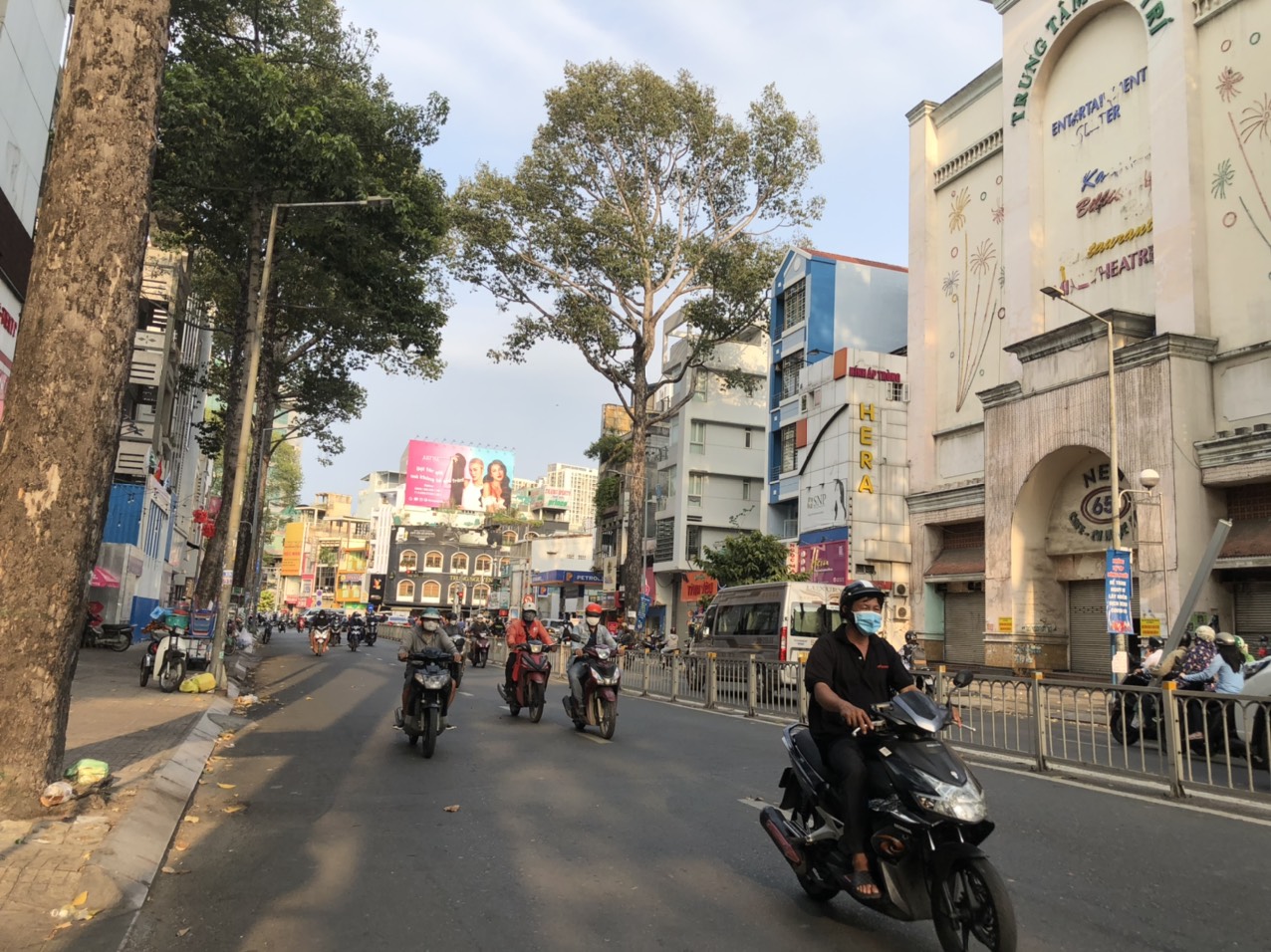 Chính chủ bán nhà mặt tiền 87 Nguyễn Văn Cừ - Trần Hưng Đạo, Q5, 4.5x40m, 145m2