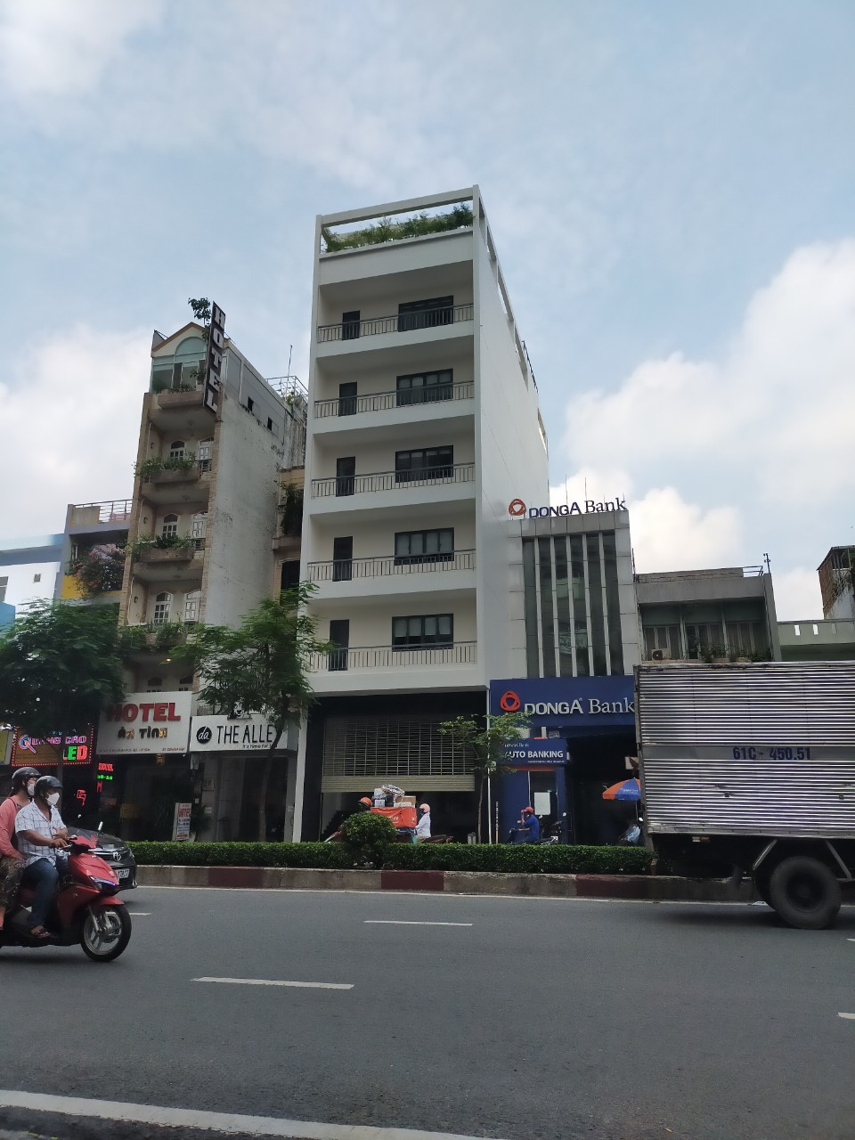 Bán nhà mặt phố tại Đường Trần Hưng Đạo, Phường Nguyễn Cư Trinh, Quận 1, Tp.HCM giá 69 Tỷ
