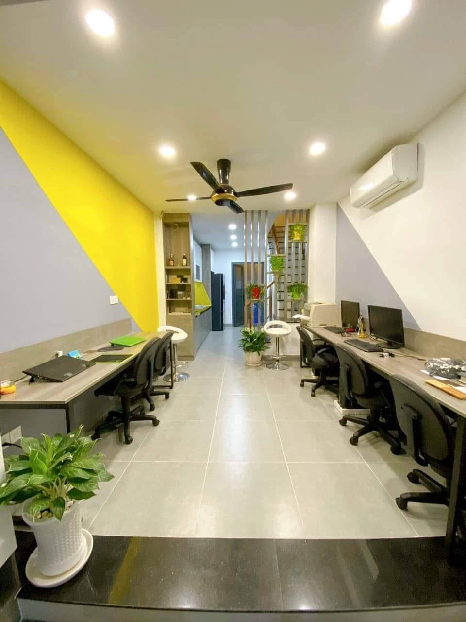 Bán nhà đẹp 4 tầng hẻm 5m Đặng Văn Bi Trường Thọ Thủ Đức giá 4,65 tỷ