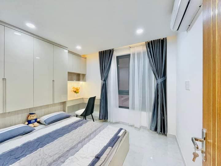 Bán nhà Huỳnh Tấn Phát, Quận 7, 84.5 m2, 7 PN, nhỉnh 5 tỷ