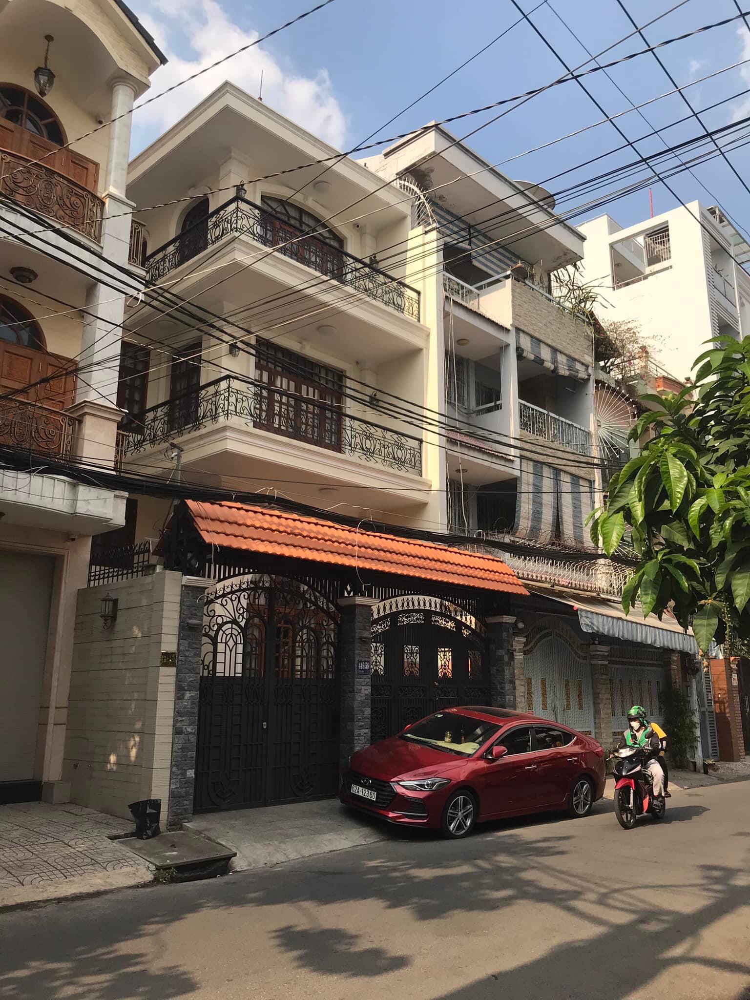 Bán Villa phố Sư Vạn Hạnh, Q10 - Ngay Vạn Hạnh Mall - Nhà đẹp ở ngay 