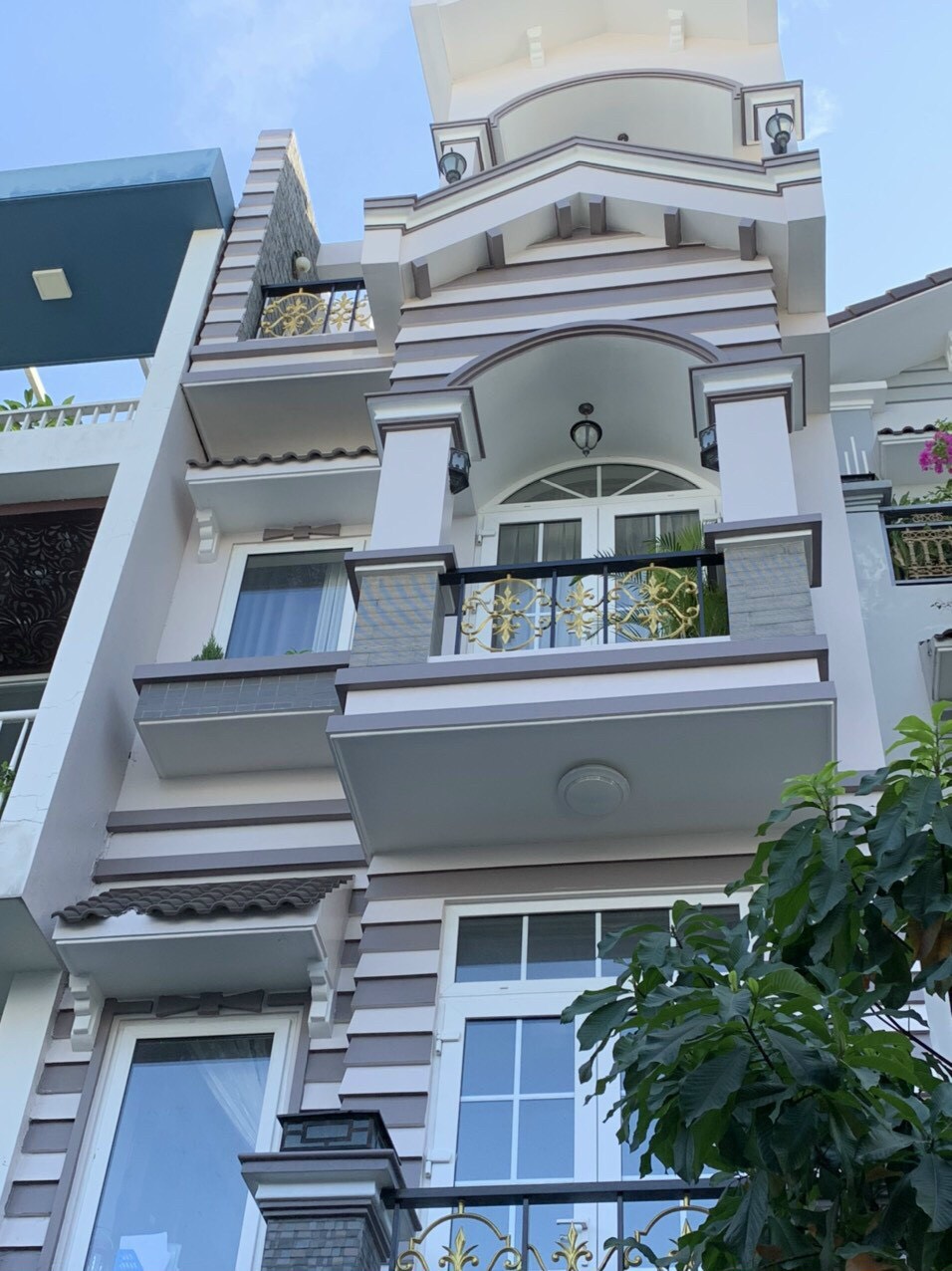 Xuất cảnh nên gia đình cần bán gấp 3 căn nhà ở Nguyễn Văn Trỗi Phú Nhuận, DT: 7.8x20m giá 24 tỷ
