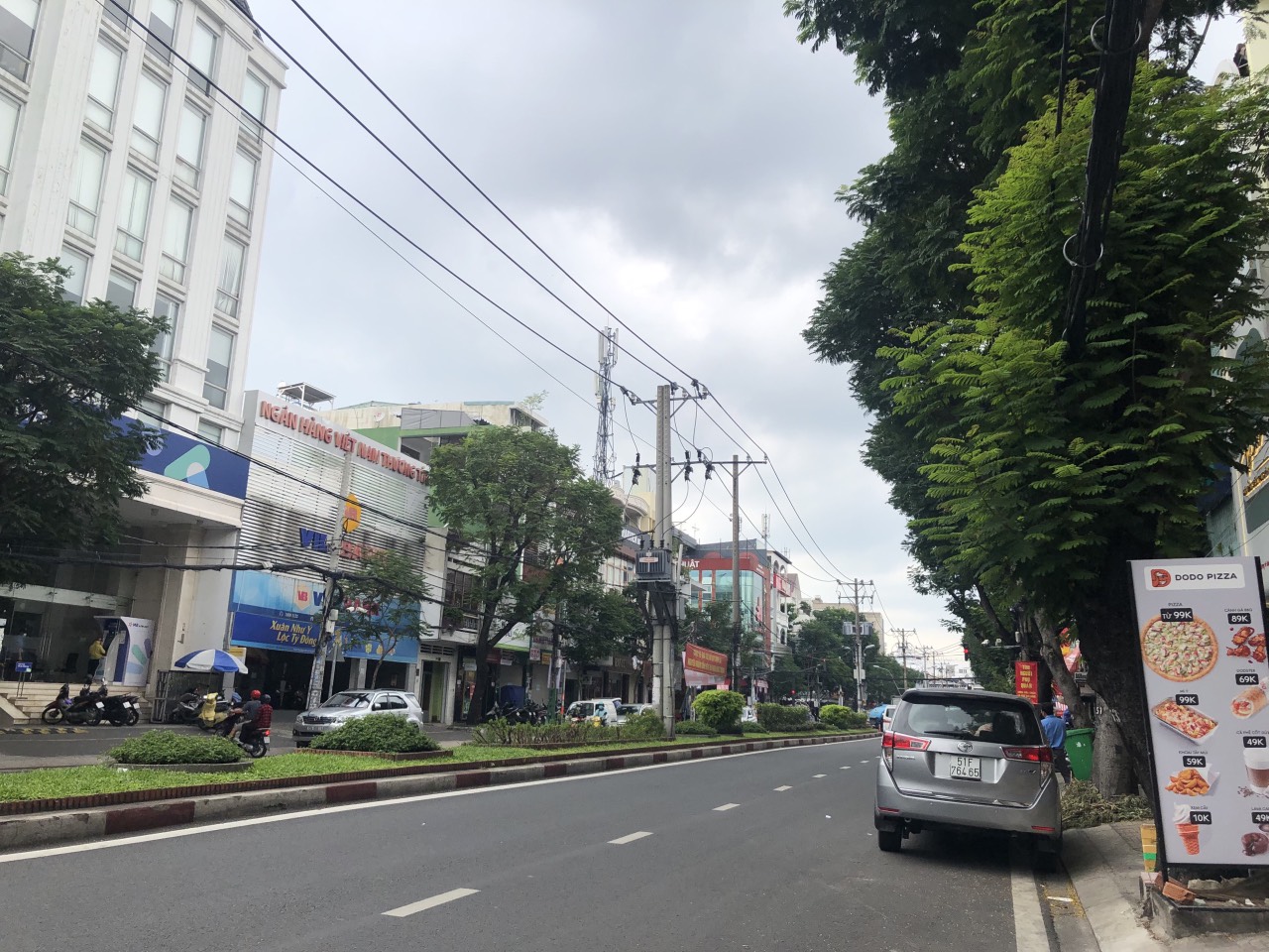 Cần bán nhà đường Luỹ Bán Bích, Tân Phú, DT: 29x36m, 820m2, được xây hầm 18 lầu, giá 52 tỷ
