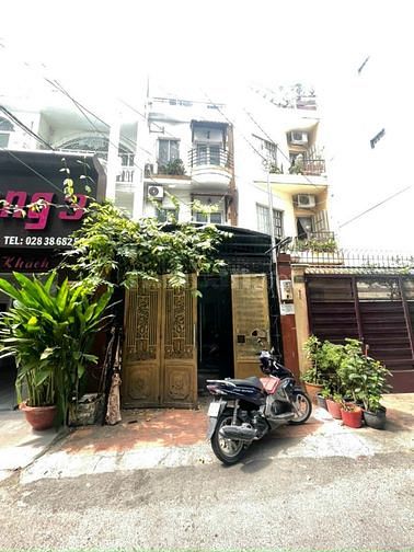 Bán nhà 740/9C Sư Vạn Hạnh hẻm 7m thông . DT: 4 x 20m,3 lầu, 7PN, 8WC. 15 tỷ
