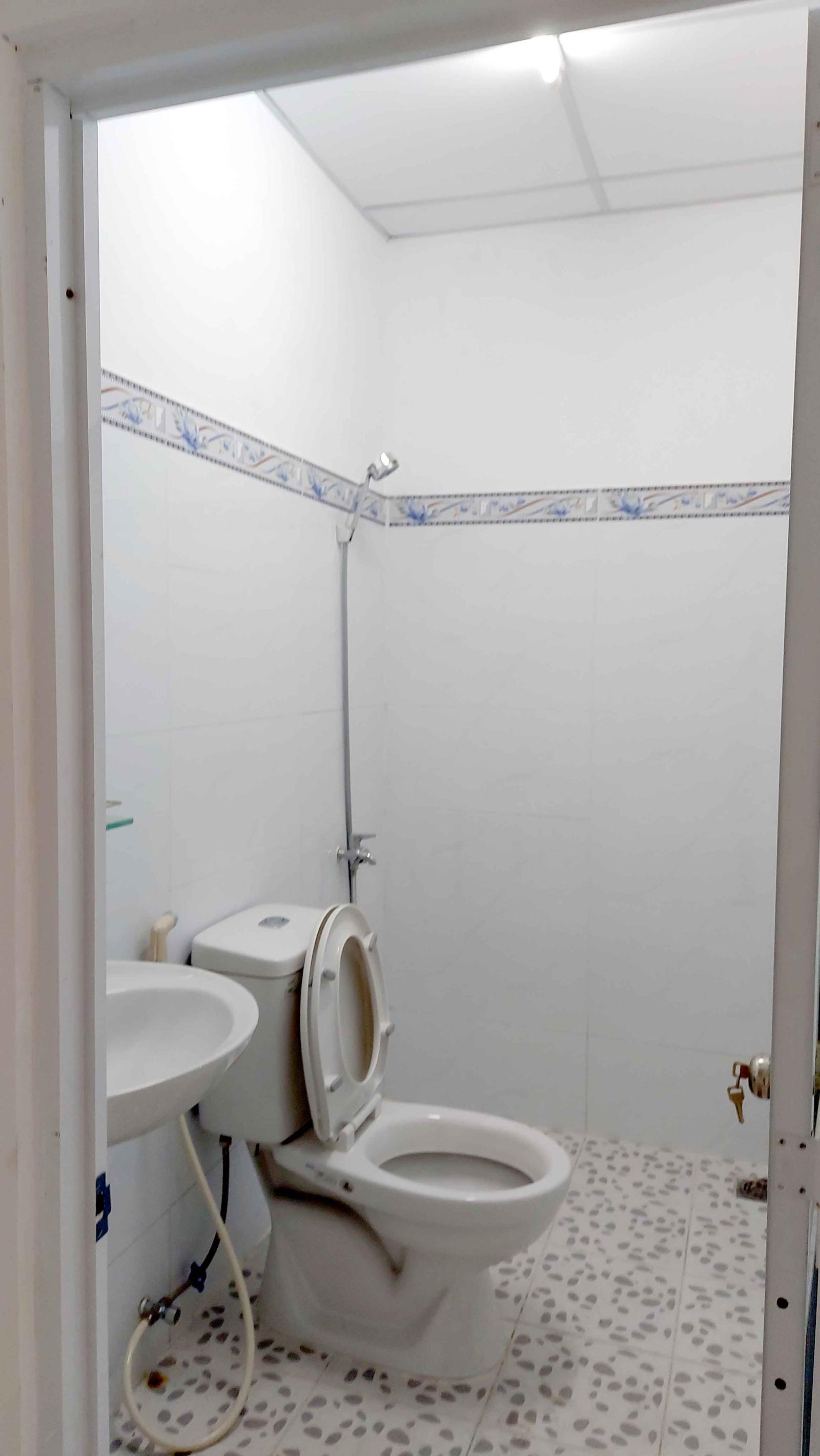 Bán Nhà HXH Giá Rẻ Quận Thủ Đức, Sát Mặt Tiền Lã Xuân Oai, Phường Tăng Nhơn Phú A, Thủ Đức 67m2,