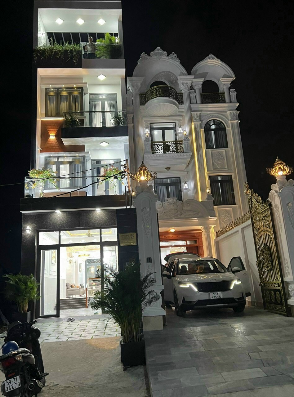 Bán nhà phố đẹp mới tinh - hẻm 2302 Huỳnh Tấn Phát, Nhà Bè