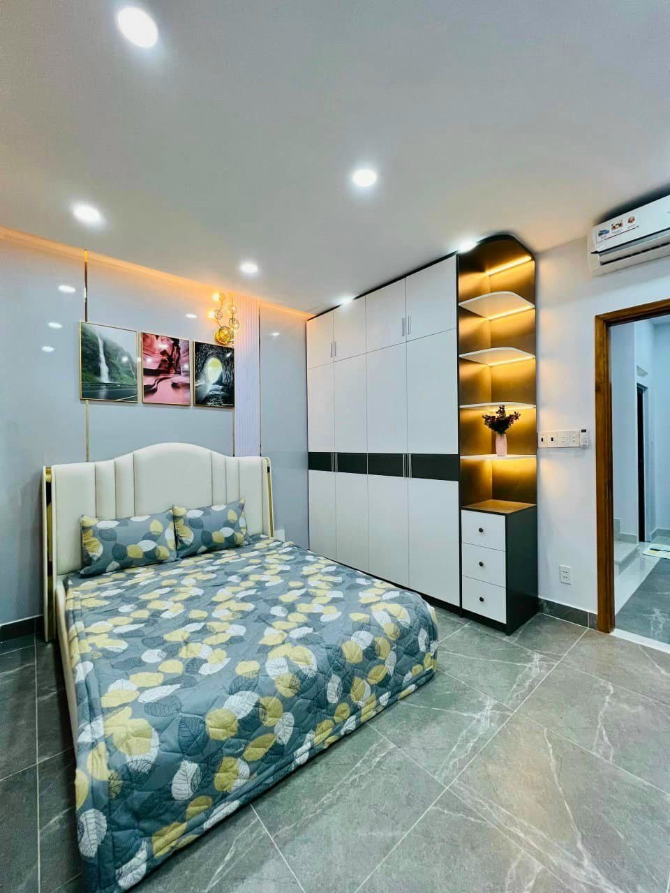 Cần bán nhà mới 1 trệt 3 lầu khu dân cư cao cấp - Tô Hiệu, Tân Phú. LH 0904.996.171 