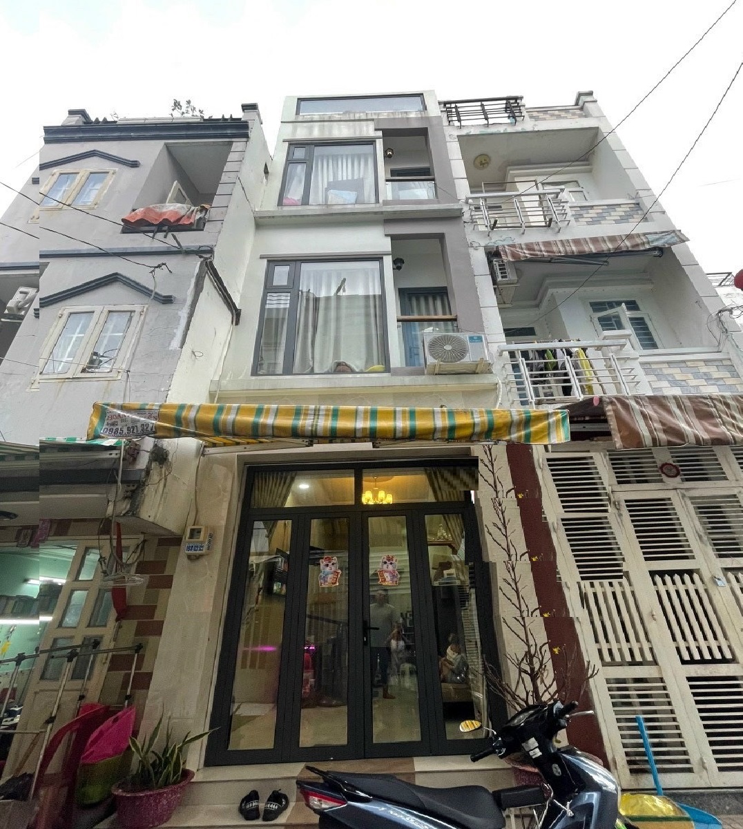  Bán nhà 3 lầu mới đẹp đường 6m khu Bình Phú Q.6