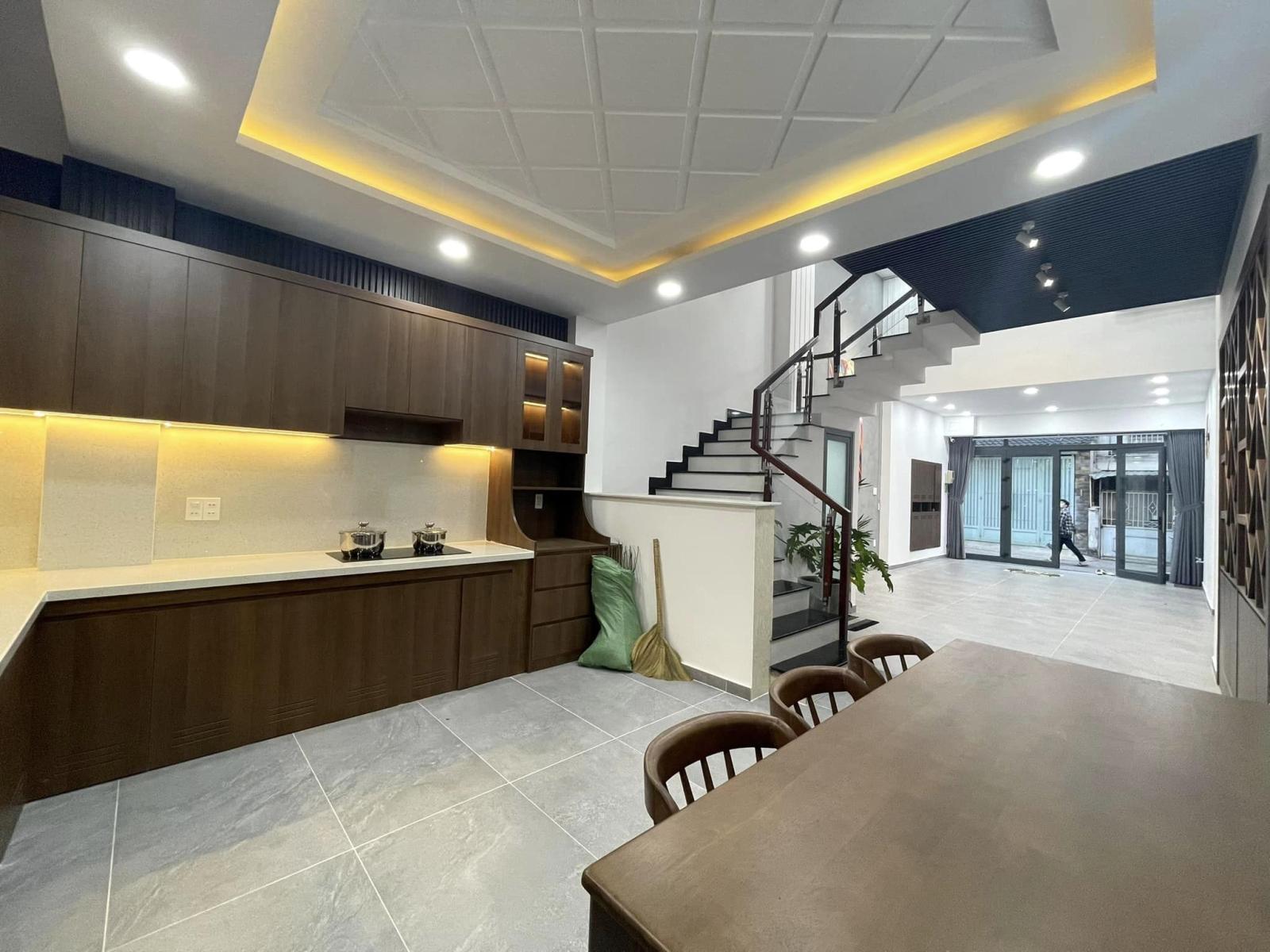 Bán Nhà Gấp HXH Dạ Nam, Quận 8, 60m2, 2 Tầng, Chỉ 4.6 Tỷ TL