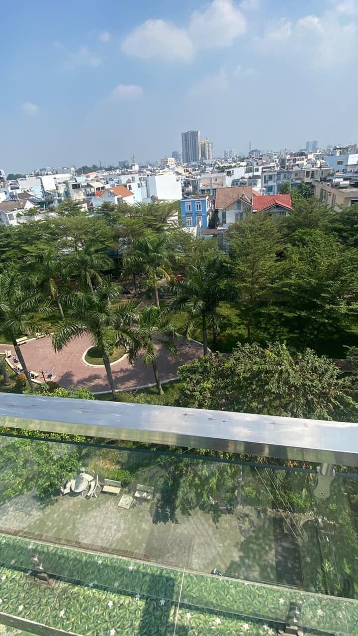 Mặt tiền view công viên góc khu Tên Lửa Bình Tân 88m2 5 tầng 7PN mới đẹp , chỉ 9.95 tỷ TL