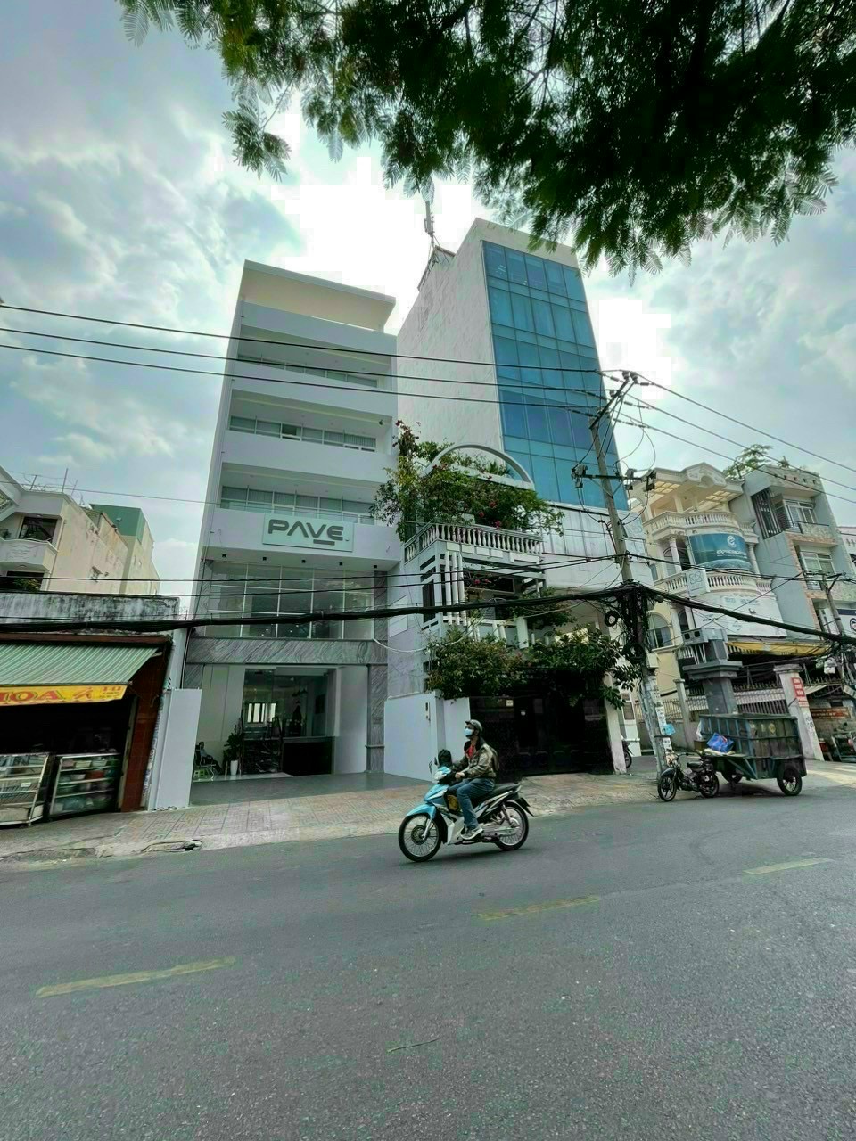 Bán gấp Building MT Lê Quang Định, Q. Bình Thạnh, CN: 201m2, H-6 tầng, Thu nhập 100tr/th, giá 48 tỷ.
