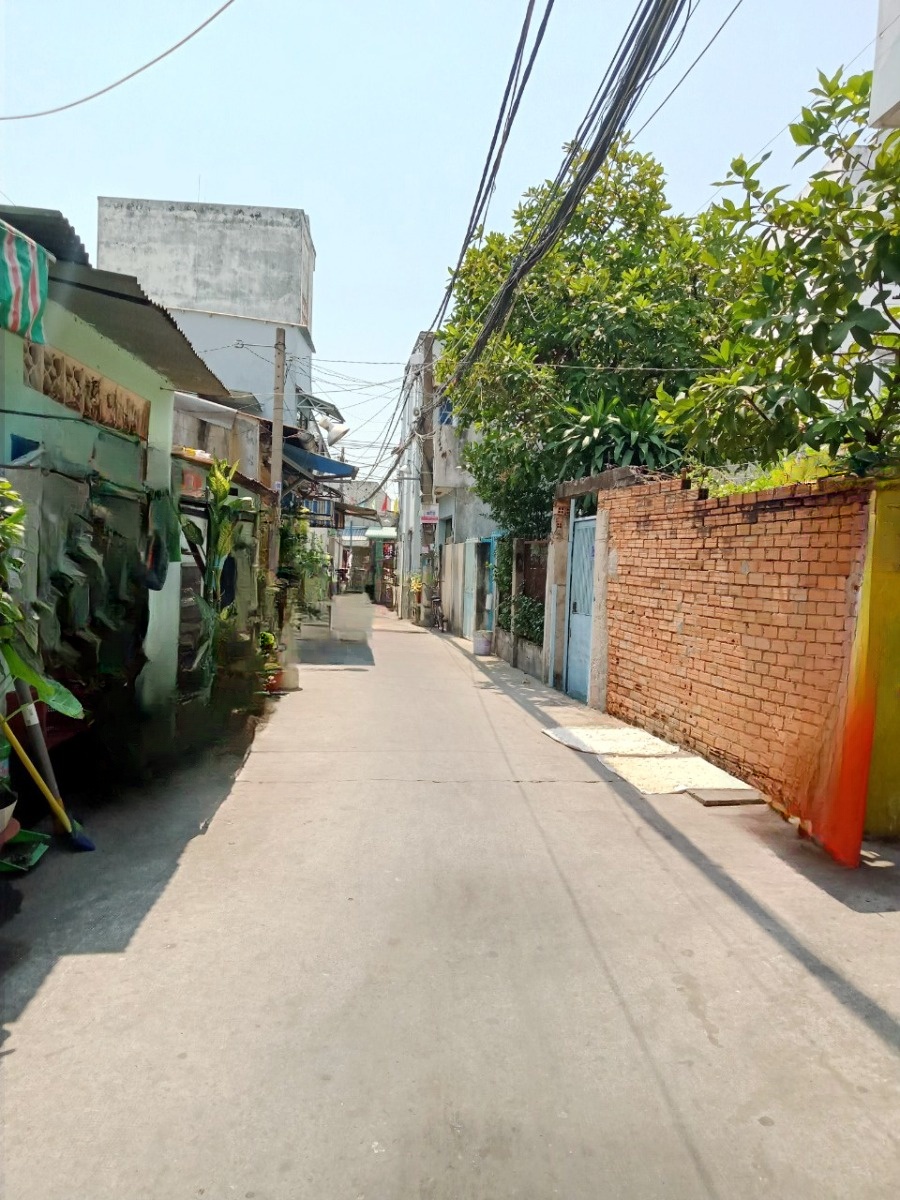 Nhà bán hẻm 117H Hoài Thanh P14Q8 Giá : 2 Tỷ 250