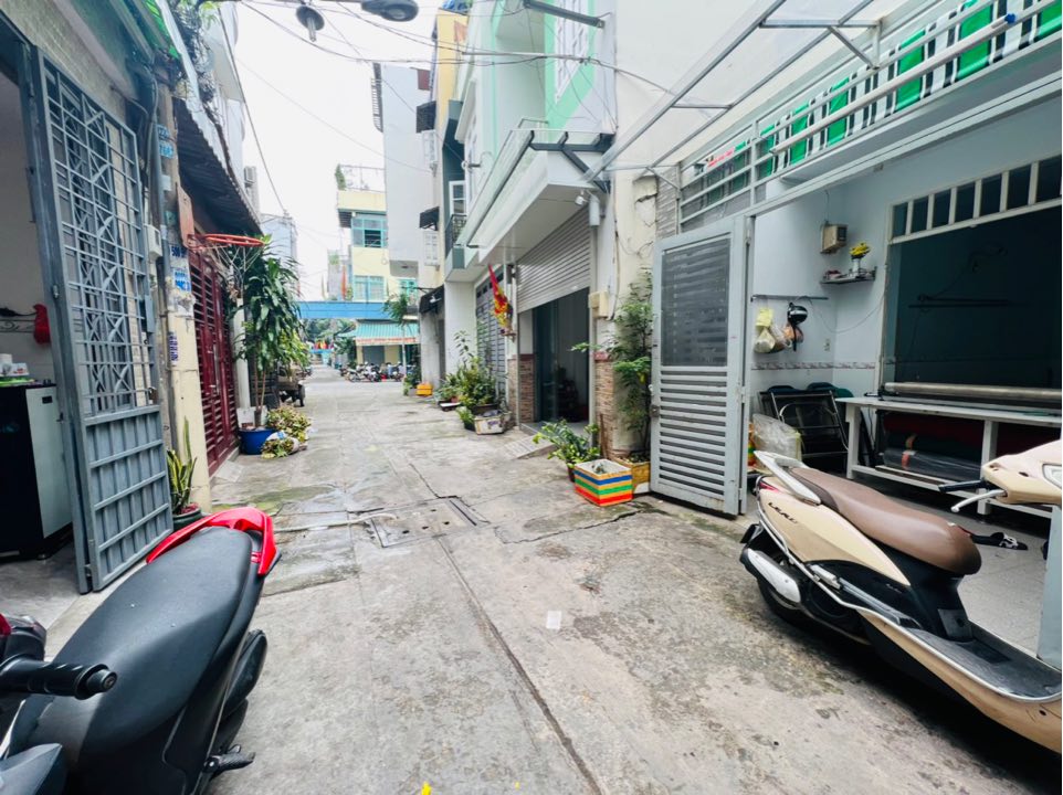 Bán nhà riêng tại Đường Tân Hương, Phường Tân Quý, Tân Phú, Tp.HCM diện tích 56m2  giá 6,8 Tỷ