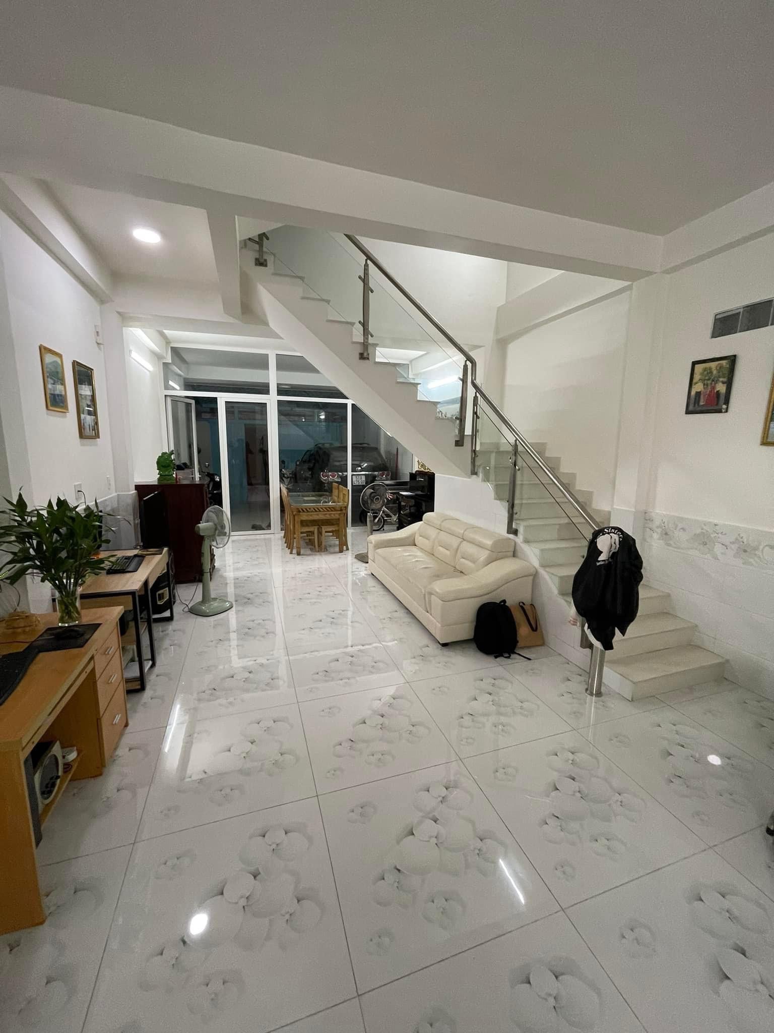 NHÀ 100M2 KHU KIỀU ĐÀM, OTO 7 CHỖ ĐỖ CỬA - 4 TẦNG - NHỈNH 15 TỶ TL MẠNH