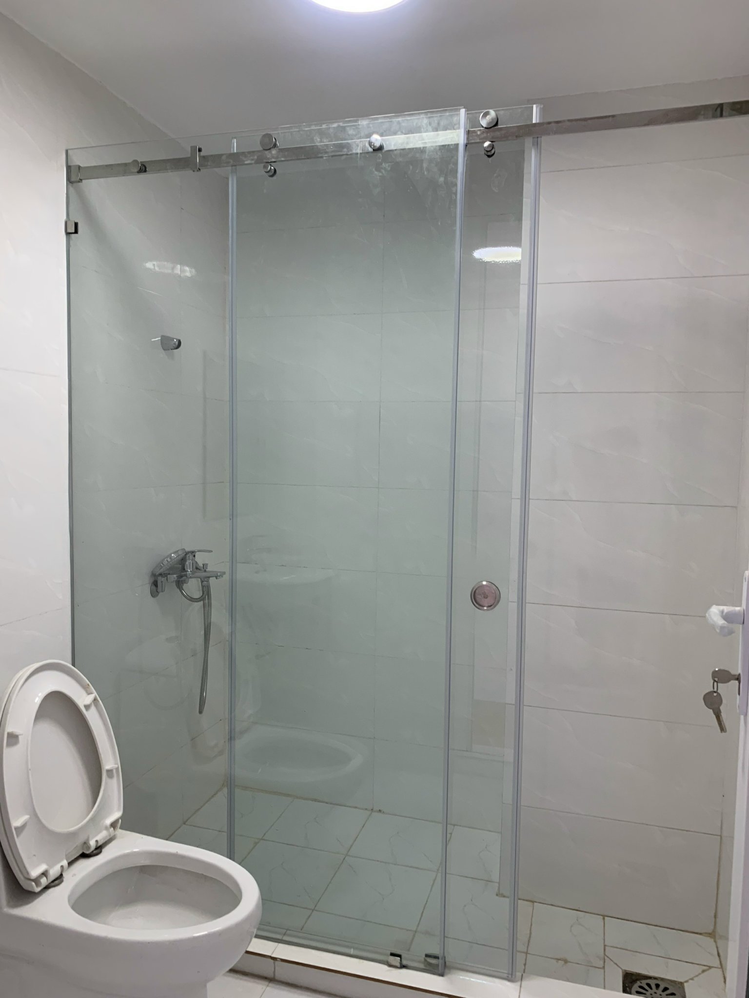 Bán nhà mới đẹp ở liền HXH đường Tuệ Tĩnh, Quận 11, (3.5x15m) 1 trệt, 3 lầu, giá chỉ 8.4 tỷ