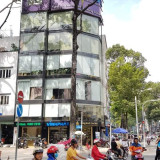 Bán nhà MT Nguyễn Trãi Quận 5 khu kinh doanh thời trang DT: 8.2x20m vuông vức 3 lầu giá chỉ 57 tỷ