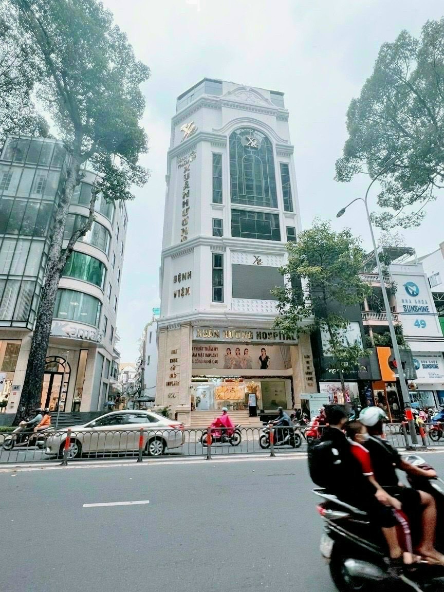 Hạ giá 6 tỷ bán gấp mặt tiền Nguyễn Văn Đậu , Phường 11 , quận Bình Thạnh 156m2, 3 lầu, gía 32 tỷ