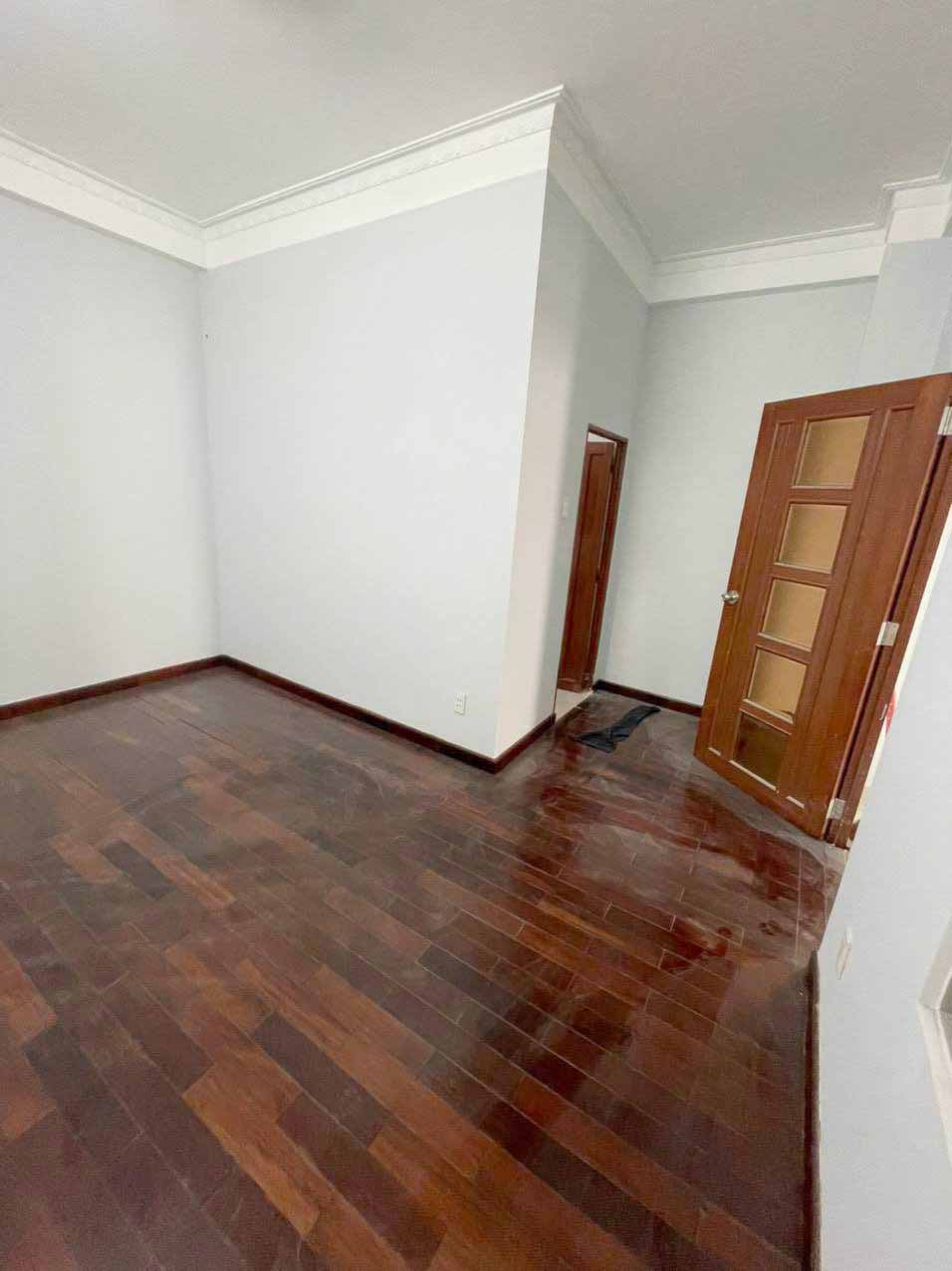Bán Gấp Nhà HXT 52m2, 3Tầng VIP gần Đường Lê Văn Việt, Tăng Nhơn Phú B, Giảm Chào Mạnh 1.4 Tỷ chỉ