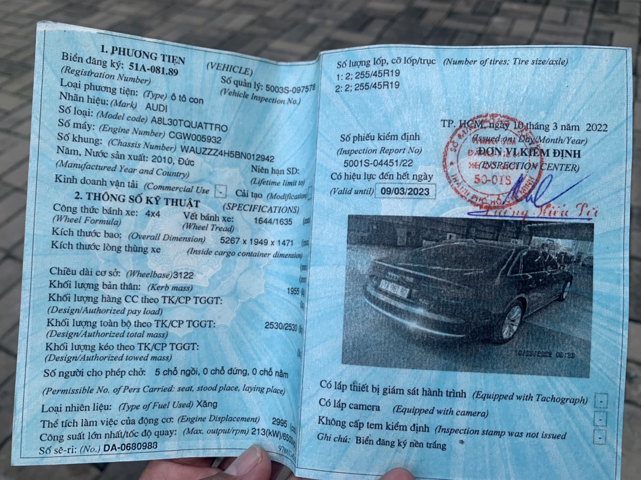 Bán nhanh Audi A8 xe 1 chủ đi 90k km đẹp như mới