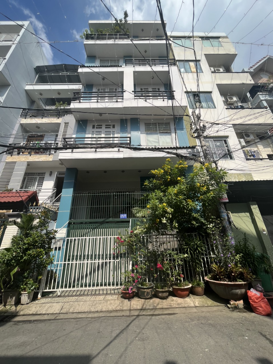 Cần bán nhà mới đẹp đường Nguyễn Trãi, p3, q5, dt: 103m2 giá 23.9 tỷ