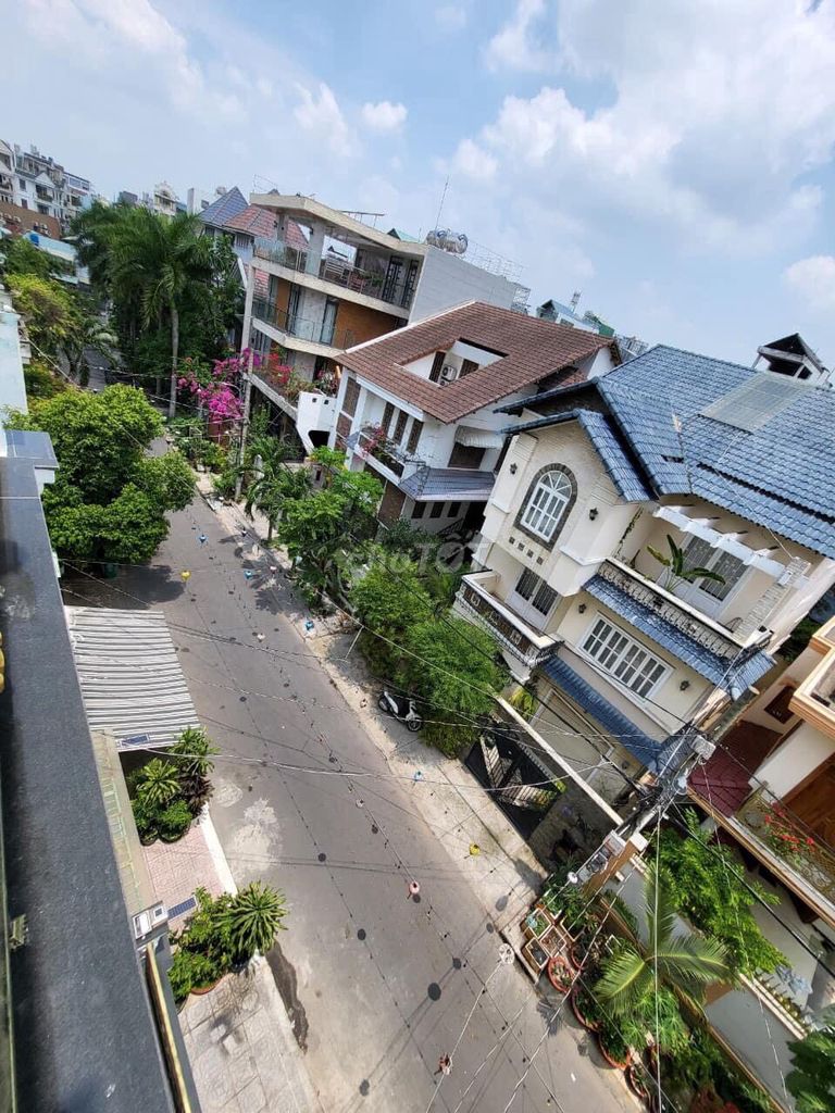 Nhà phố cao cấp đường Quang Trung 1Trệt 3 Lầu