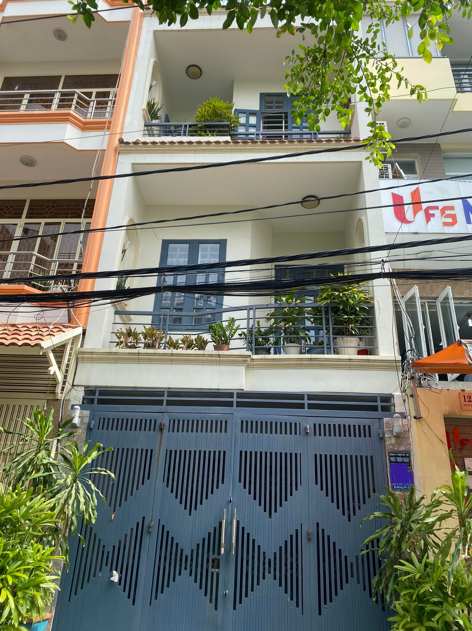 Bán nhà 4 tầng hẻm xe hơi ĐÀO DUY ANH, P. 9, Phú Nhuận, 4m x 18. Giá 12.6 Tỷ