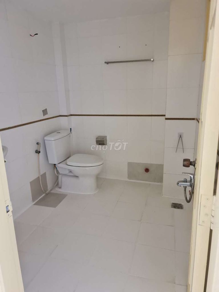 Nhà mặt tiền trục chính chợ Hạnh Thông Tây