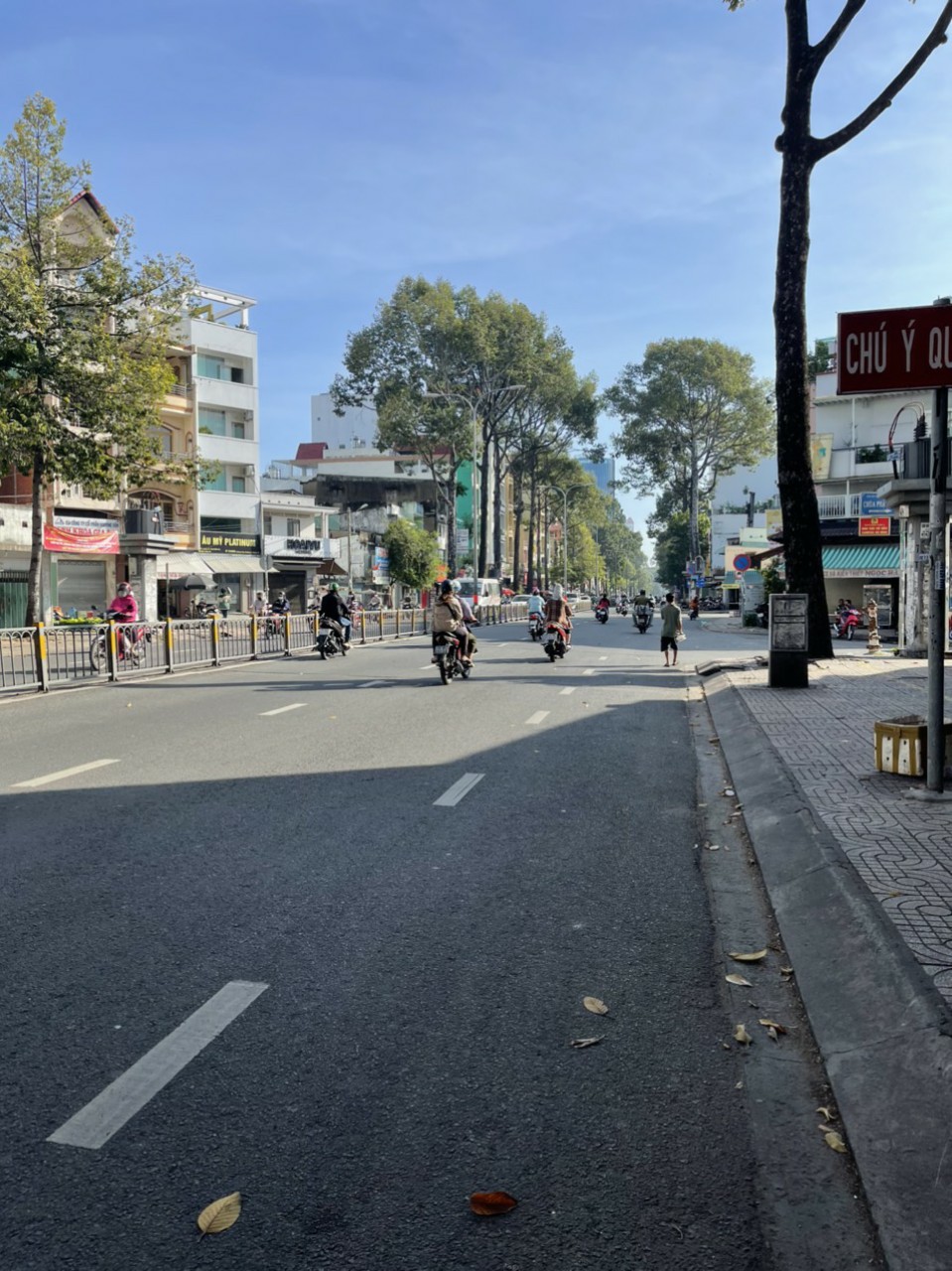 Bán nhà mặt tiền đường 3 tháng 2, công nhận 35m1 nở hậu, chỉ 11 tỷ, Q.11