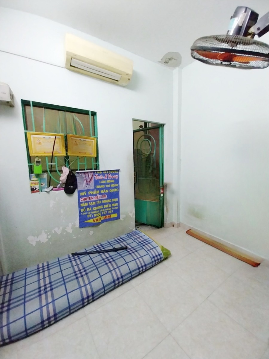 Nhà bán hẻm 125 Tám Danh vị trí kinh doanh P4Q8 giá 2.2 tỷ