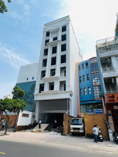 Tòa nhà 8 tầng - MT nguyễn Trãi, Q1 - 9x30m - HĐ thuê 300 triệu