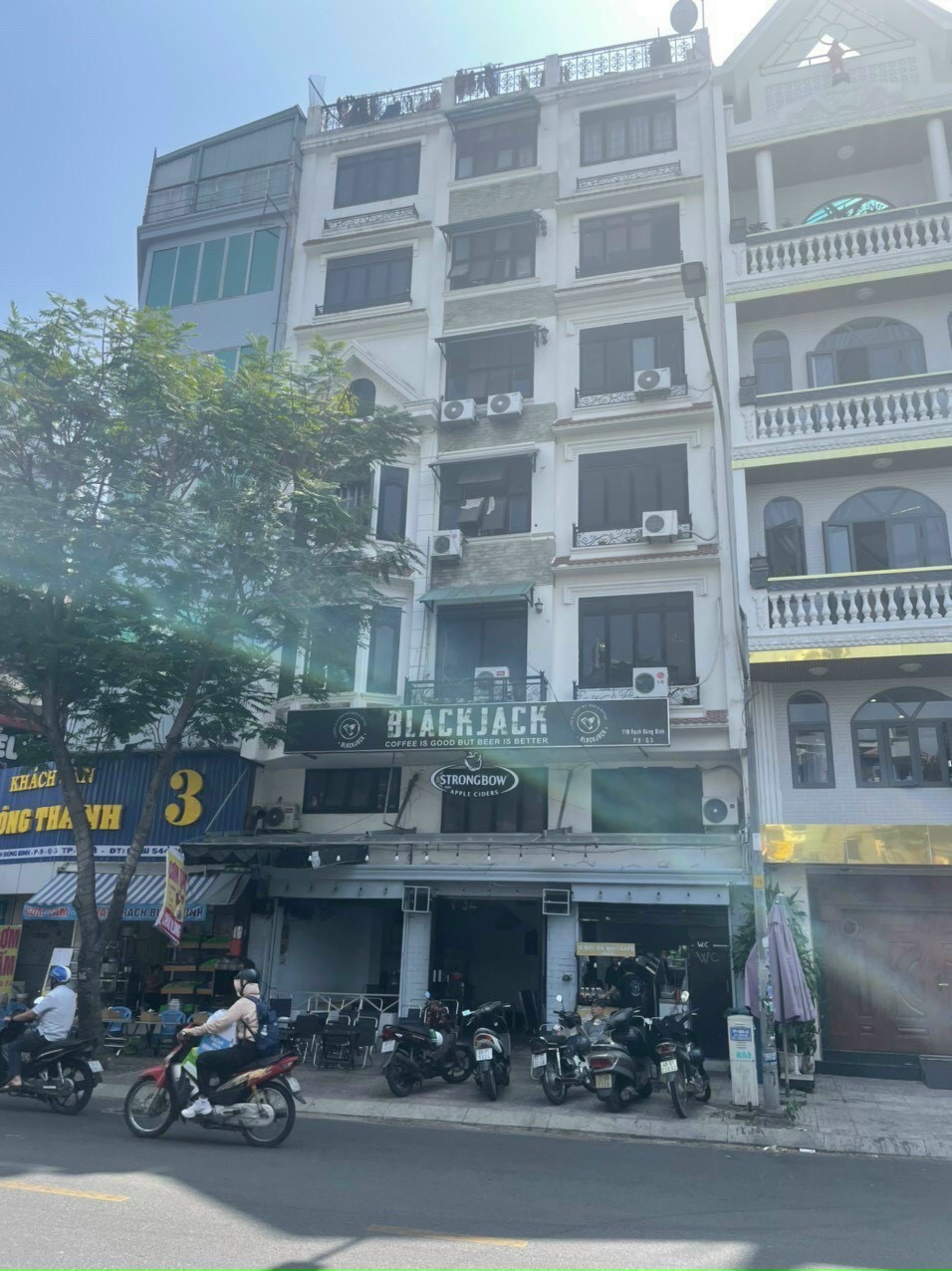 Bán nhà mặt tiền đường Nguyễn Trãi, P3, Quận 5. DT: 7.5x20m, trệt 3 lầu giá chỉ 60 tỷ TL