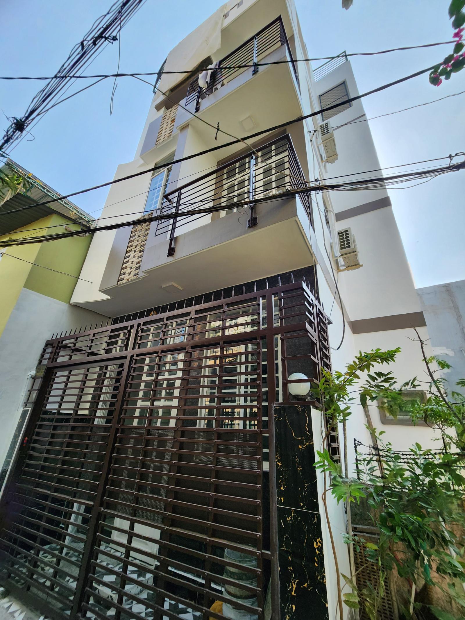 Bán nhà đường Nguyễn Trung Trực, P5, 4.1x8m, Nở hậu 5.3m, 5 lầu, 4 PN, 4WC, giá 4.95 tỷ TL