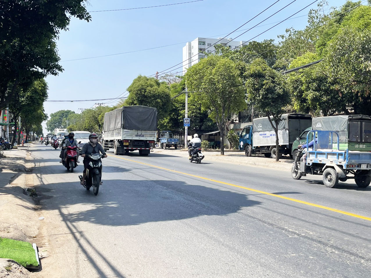 HẺM 6M Ô TÔ VÀO NHÀ THẲNG 1 TRỤC - 50 RA MT LÊ VĂN KHƯƠNG - 58M2, 5 TẦNG BTCT, CHỈ HƠN 4 TỶ.