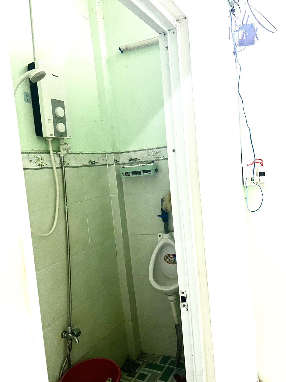 Bán nhà đường Phan Văn Trị, P11, 3.7x11.5m, 2 lầu, 2 PN, 2WC, giá 3.95 tỷ TL