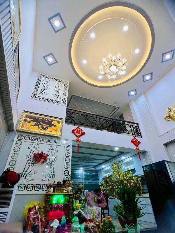 BÁN GẤP nhà 1 trục Quang Trung, Gò Vấp, DT 5.6x11m, 5tầng NHƯ HÌNH, HXH 6m, chỉ 7.68tỷ