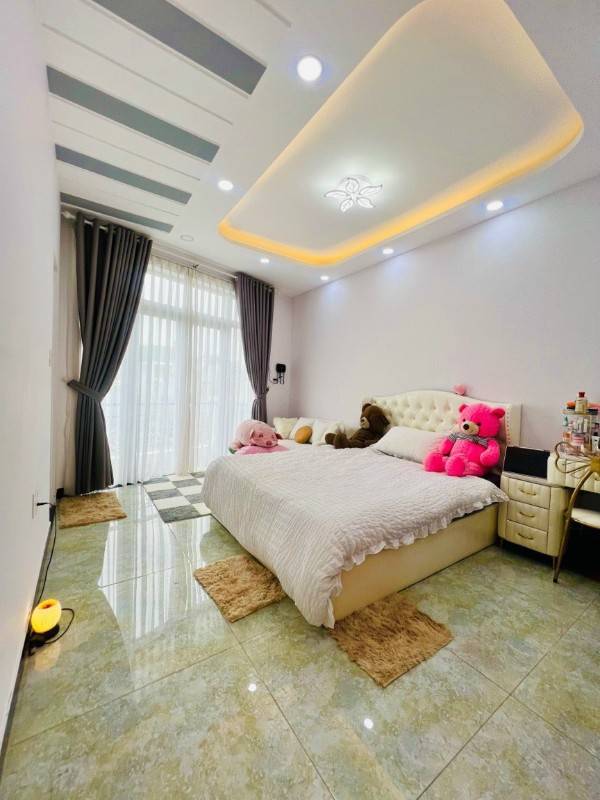 BÁN GẤP nhà 1 trục Quang Trung, Gò Vấp, DT 5.6x11m, 5tầng NHƯ HÌNH, HXH 6m, chỉ 7.68tỷ