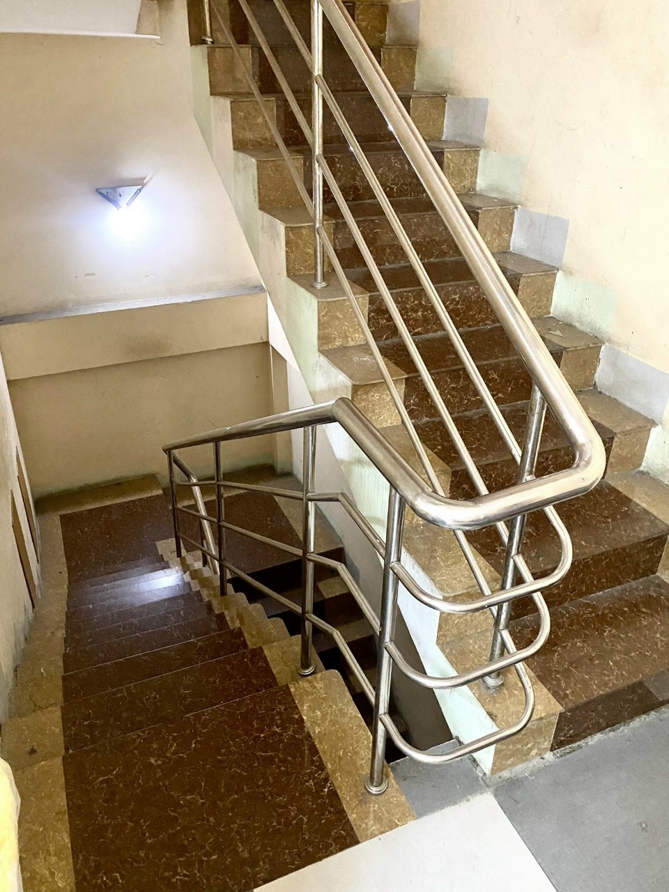 Bán nhà chính chủ, MT Lê Đức Thọ, 6.6x27m, nở hậu, DT đất 150m, 4 tầng ĐCT, giá 11 tỷ