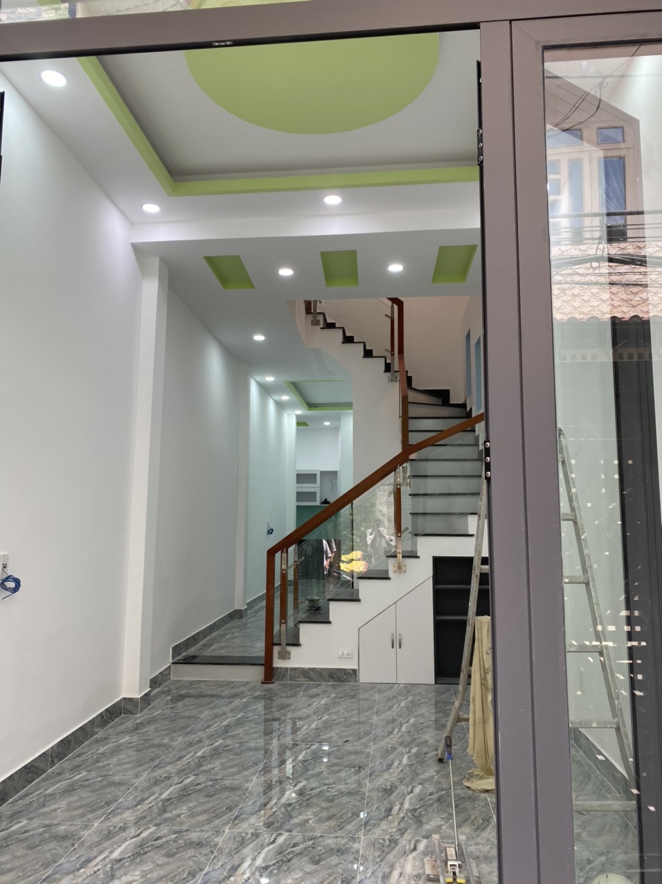 Cần bán nhà mới full nội thất, Hồ Thị Kỷ P.1, Q.10 (3,2x15m) 3 tầng, giá 8,5 tỷ TL