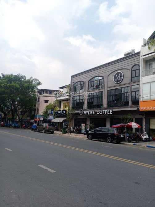 DT -10x28m - Bán nhà mặt tiền Quận Tân Bình, mặt tiền đường Long Hưng, giá rẻ đầu tư 