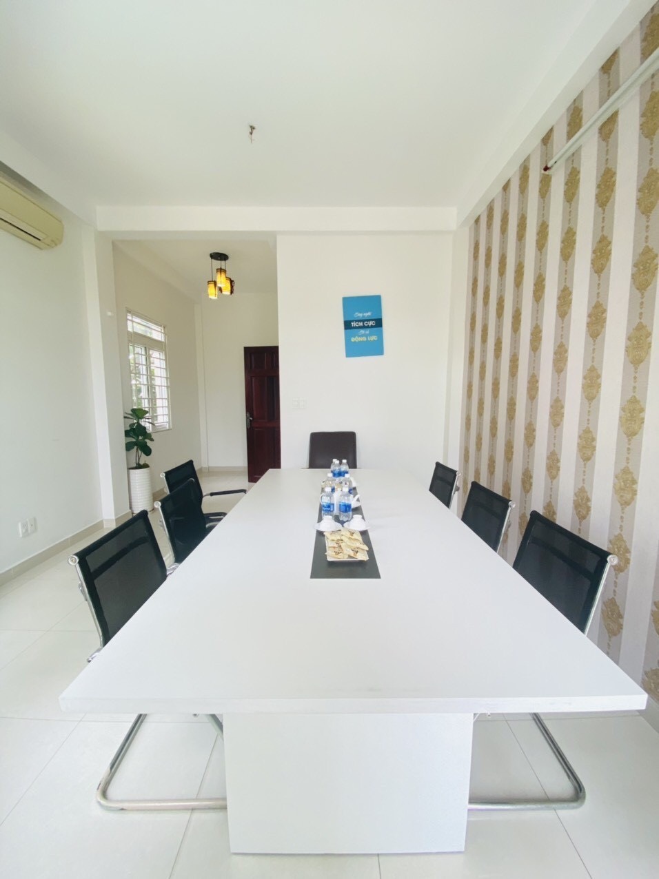 10tỷ7 còn 9tỷ9, Cách Mạng Tháng 8 Quận 10, HXH5m 1 xẹt, 5tầng BTCT, ngang 4,5m, DT 50m2.