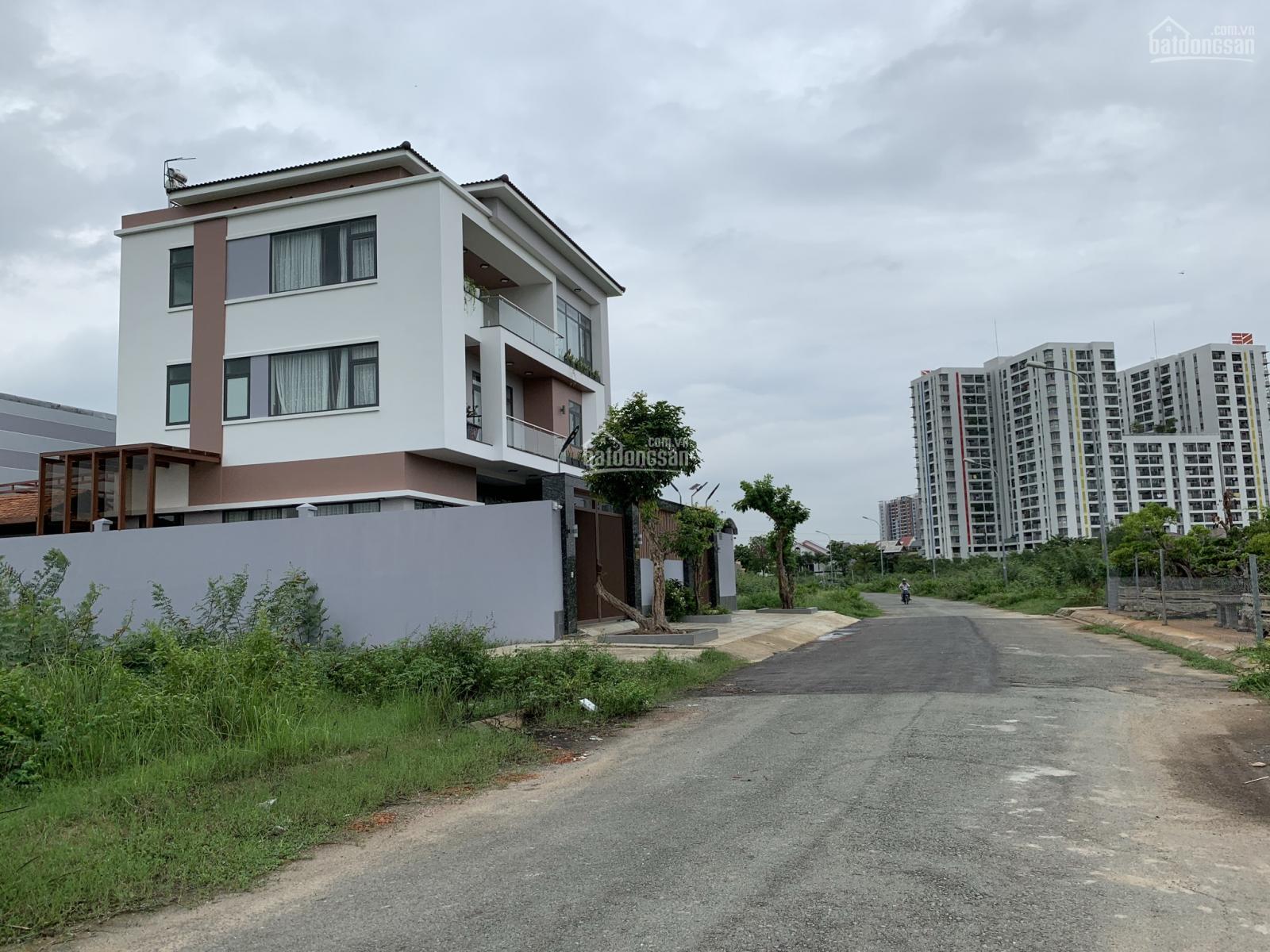 Bán Nền R mặt tiền đường 20m dự án Phú Nhuận, Phước Long B, Quận 9, DT 239m2, giá 78tr/m2