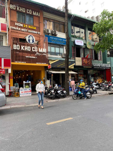 Bán gấp! Nhà 1 đời chủ Hồ Tùng Mậu, 4,2 * 28m, 2 lầu, P Bến Nghé, Q1