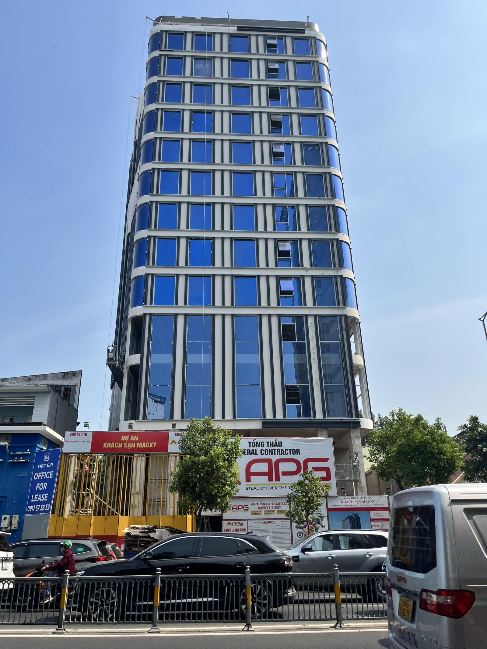 Bán tòa nhà mặt tiền Bùi Thị Xuân Quận 1. DT 8x20 có hầm 12 tầng gồm 50 phòng giá 145 tỷ TL. 0909.746.977