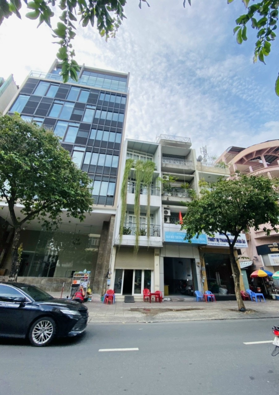 Bán tòa nhà 3 mặt tiền ngay Phan Đăng Lưu, P6, Bình Thạnh - hầm 6 tầng HĐT 130tr giá 37 tỷ